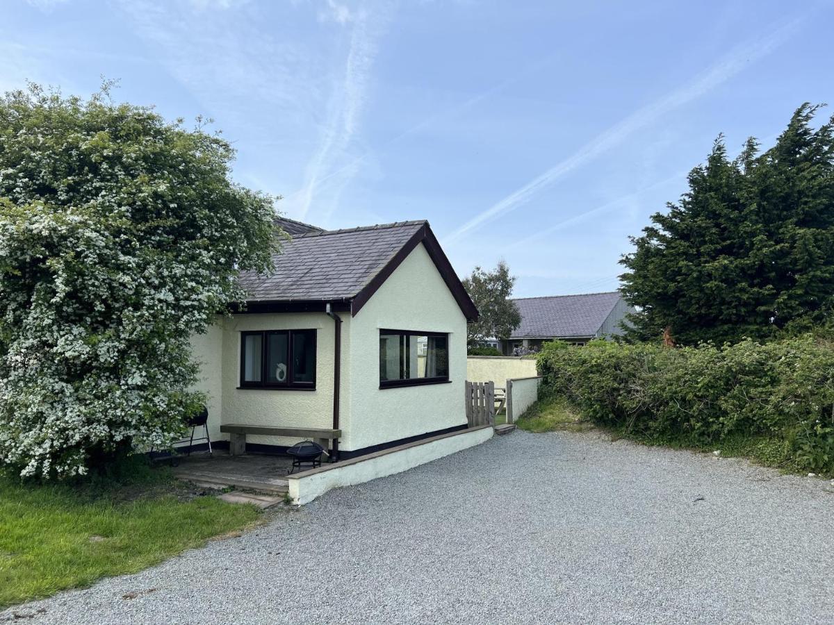 3 Bed Detached Cottage- Log Burner Mountain Views 波马利斯 外观 照片
