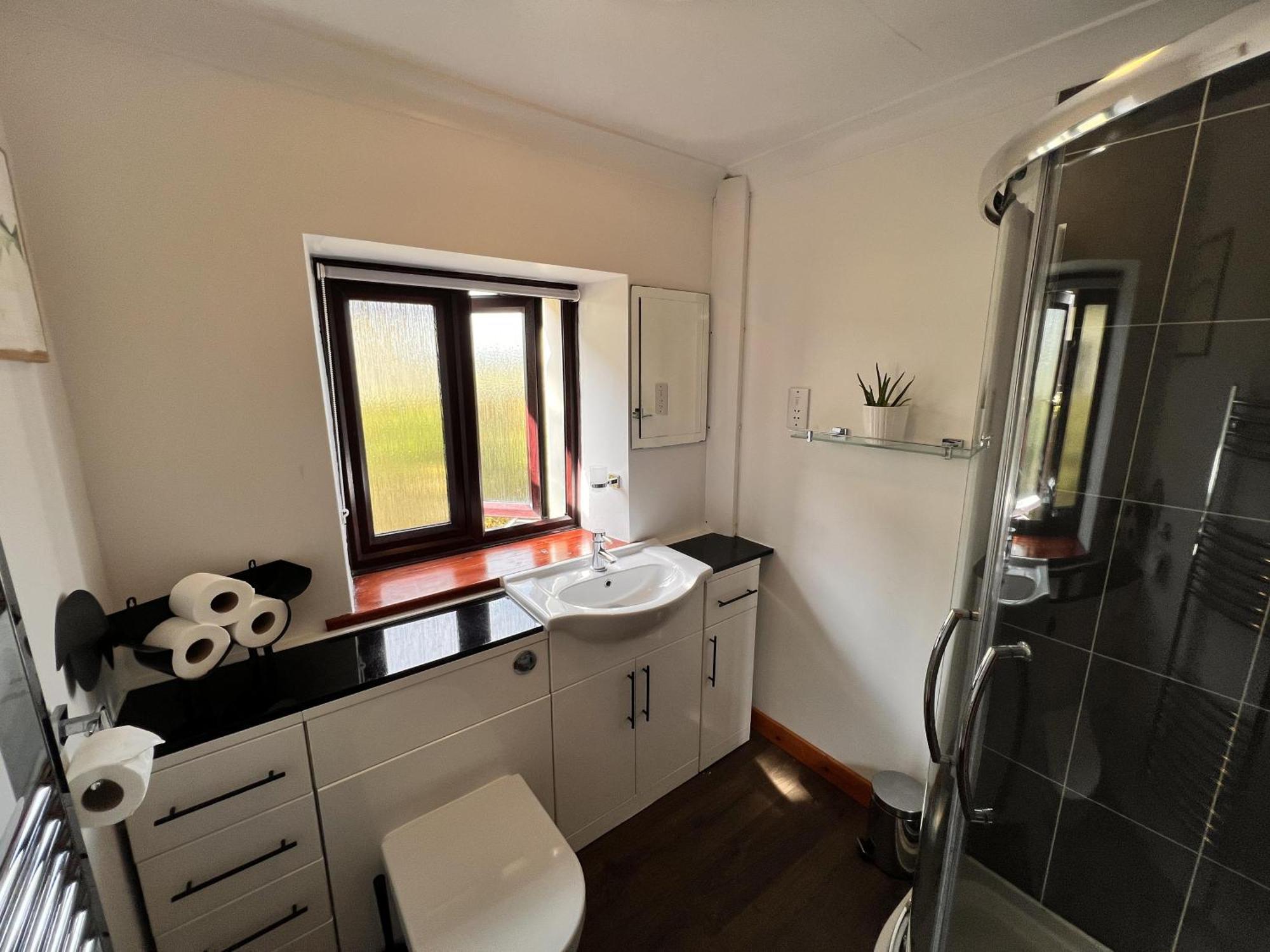 3 Bed Detached Cottage- Log Burner Mountain Views 波马利斯 外观 照片